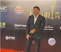 ظهور مميز لـ «أحمد العوضي» على ريد كاربت «الأفضل» | صور وفيديو