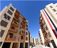 وزير الإسكان يتابع موقف تسليم وحدات مشروع «درة الوادي»  بمدينة الخارجة