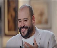 محمد ممدوح يصف منى زكي بـ"المرعبة"| فيديو