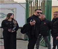 وائل عبدالعزيز يتلقى عزاء والده بمسجد الشرطة