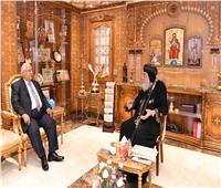 البابا تواضروس الثاني يستقبل القنصل المصري بكندا