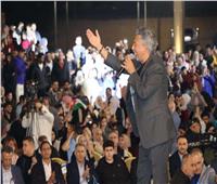 عمر العبد اللات يتألق في حفل مهرجان أمواج العقبة بالأردن