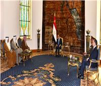 الرئيس السيسي يبحث مع وزير الدفاع والداخلية الكويتي مستجدات الأوضاع في غزة