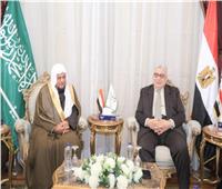رئيس مجلس الدولة: تعزيز التعاون مع قضاة المحكمة الإدارية العُليا بالسعودية