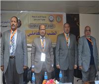 نائب رئيس جامعة الأزهر يشهد انطلاق اليوم العلمي الطلابي بطب أسيوط 