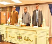 محافظ أسيوط يوجه بسرعة الإنتهاء من سلسلة معارض «أهلاً رمضان»