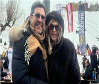مناسبة عيد الحب.. هاني شاكر يصطحب زوجته في جولة سياحية