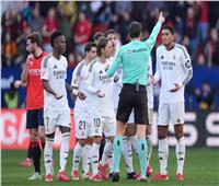 بسبب طرد بيلينجهام| حكم مباراة ريال مدريد وأوساسونا يتلقى تهديدات بالقتل