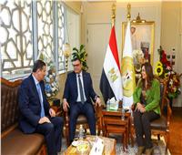 ٣ وزراء يتابعون مع المحافظين جهود التصدي للتعديات على الأراضي الزراعية