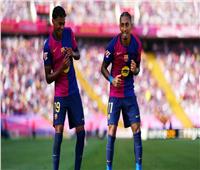 برشلونة يواجه لاس بالماس للتمسك بصدارة الدوري الإسباني