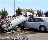 5 مصابين في حادث تصادم سيارتين بطريق مصر السويس