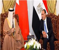 وزير الخارجية والهجرة يلتقي نظيره البحريني