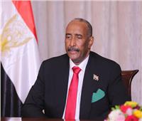 رئيس مجلس السيادة السوداني يصل مقر انعقاد القمة العربية