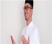 أمين الفتوى يُجيب هل الضحك أثناء الصلاة يُبطلها