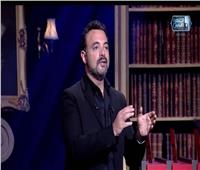 عمرو محمود ياسين يكشف سبب رفض تقديم السيرة الذاتيه لوالده