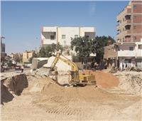 استمرار أعمال الحفر لإنشاء 5 عمارات سكنية جديدة بشارع باتا بالغردقة