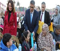 محافظ الجيزة يشهد حفل إفطار جماعي مع 4 آلاف طالب وطالبة من ذوي الهمم والأيتام 
