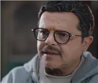 محمد هنيدي يتذكر مكان الكنز في الحلقة 26 من مسلسل «شهادة معاملة أطفال»