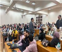بدء الدراسة بالفصل الدراسي الثاني بمركز جامعة القاهرة للتعليم المدمج 