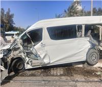 دون وقوع إصابات.. قطار يصطدم بسيارة ميكروباص بمنطقة كيما بأسوان 