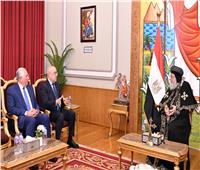 رئيس حزب الجبهة الوطنية والأمين العام يزوران قداسة البابا تواضروس الثاني