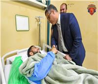 سفير الجزائر بالقاهرة يزور القندوسي لاعب سيراميكا بعد تعرضه للإصابة