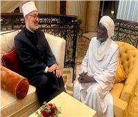 مفتي الجمهورية ونظيره التشادي يلتقيان على هامش مؤتمر أبو ظبي