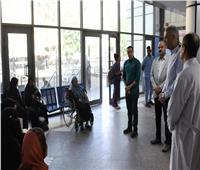 محافظ أسوان يطمئن على تقديم الخدمات للمواطنين بمستشفى الباطنة