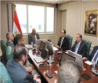 وزير الكهرباء يتابع مجريات تشغيل منظومة الشحن الموحد 