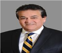 وزير الصحة في احتفالية «يوم الطبيب»: بدء تطبيق قانون المسؤولية الطبية