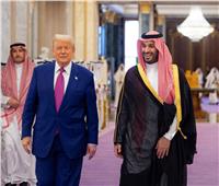ولي العهد السعودي يستقبل الرئيس الأميركي 