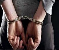 ضبط سائق بمنظومة نقل خاصة سرق ملابس عميل