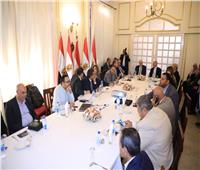 محافظ القاهرة يبحث إعادة إحياء وتشغيل محل جروبي بميدان طلعت حرب