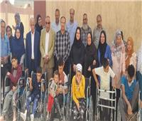 لرسم البسمة.. توزيع كراسي متحركة للطلاب الأكثر احتياجا بشبين القناطر