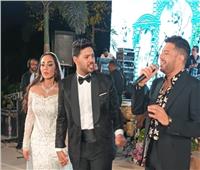  محمد حماقي يشعل حفل زفاف محمد شاهين| صور