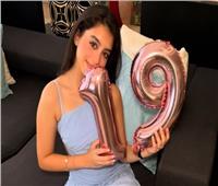 إطلالة جذابة لـ «ياسمينا العبد» في عيد ميلادها الـ 19 | صور