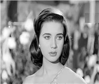 من أضواء السينما إلى ظلال المرض.. تعرف على حياة زبيدة ثروت وصلتها بمي عز الدين