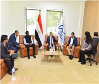 محافظ أسيوط وسفير الهند يزوران المنطقة التكنولوجية ويتفقدان واحة سيليكون