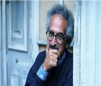 علمنى الإخلاص للكتابة والإيمان بقوة الكلمة