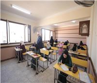 وكيل الأزهر يتفقد لجان معاهد العبور في امتحان الكيمياء