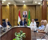 مدير «تعليم القليوبية» يتابع امتحانات الثانوية داخل غرفة العمليات المركزية