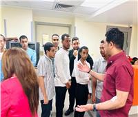 احتفالًا باليوم العالمي.. نائب محافظ سوهاج يقود حملة للتبرع بالدم
