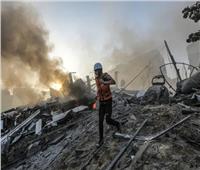 إعلام فلسطيني: الاحتلال يطلق النار على أفراد الدفاع المدني