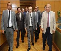  وزير الكهرباء يتفقد هيئة المواد النووية ويستعرض مشروعات العمل الحالية