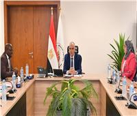 وزير الري يلتقي وفد لجنة الزراعة والبيئة بالبرلمان الناميبي