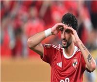 الأهلي يقترب من حسم بديل وسام أبو علي.. وكارلوس الأقرب
