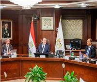 محافظ البنك المركزي المصري يستقبل وفدًا من الأوروبي لإعادة الإعمار لبحث أوجه التعاون المشترك