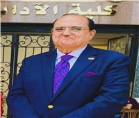 رئيس جامعة المنصورة يهنئ الدكتور محمد غنيم بعضوية «الأعلى للثقافة»