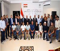 وزير الخارجية والهجرة يلتقي بأعضاء الجالية المصرية في بوركينا فاسو