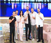 محمد حلمي و«شلة الإسكندرانية» في ضيافة منى الشاذلي الليلة 